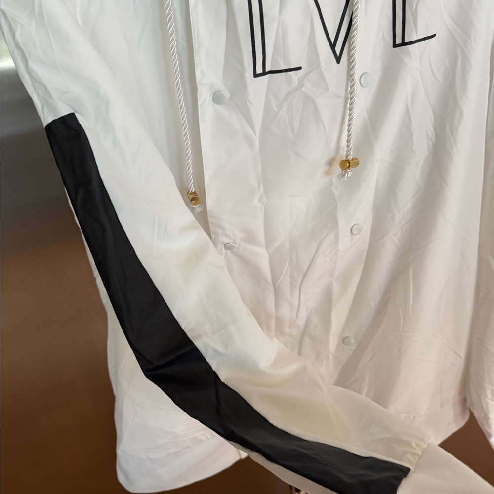 ‼️DEAL OF THE DAY LVL Men's White and Black Performance Jacket - Picture 4 of 9